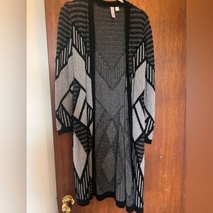 Gray and black long open sweater